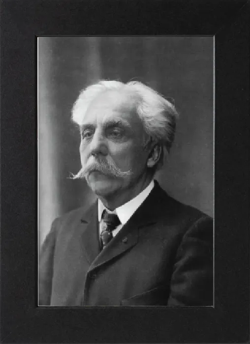 Impression encadrée : Gabriel Faure (1845-1924), compositeur français, organiste, pianiste et professeur. Artiste : Silvestre. Impression encadrée : Gabriel Faure (1845-1924), compositeur français, organiste, pianiste et professeur. Artiste : Silvestre.