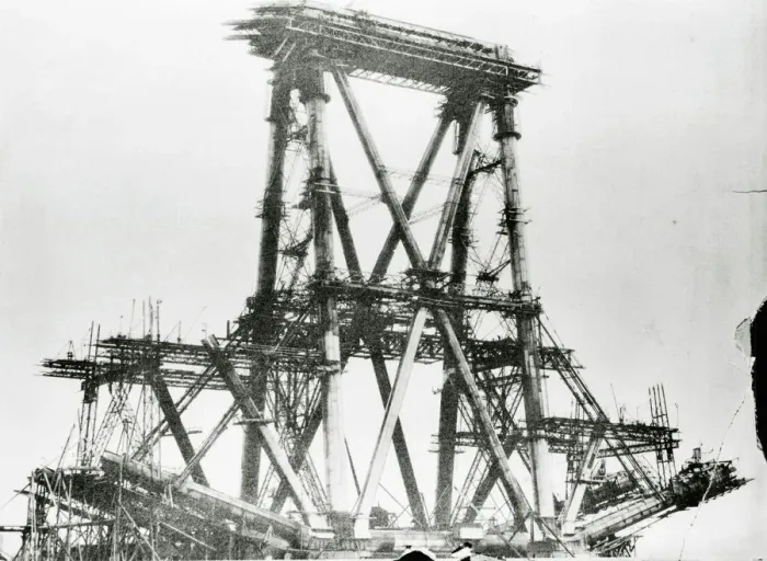 Impression encadrée : Pont de Forth pendant la construction, vers 1883