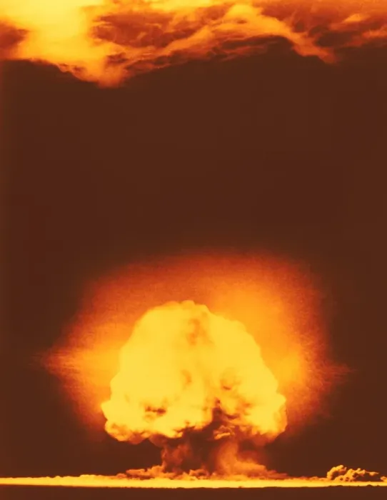 Impression encadrée : Explosion atomique Impression encadrée : Explosion atomique