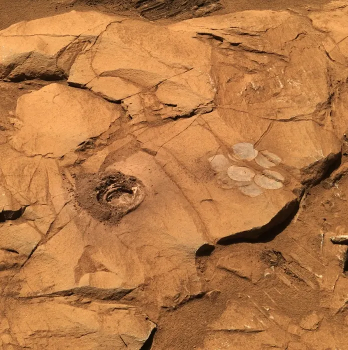 Impression encadrée : Le rocher Clovis, Mars Impression encadrée : Le rocher Clovis, Mars