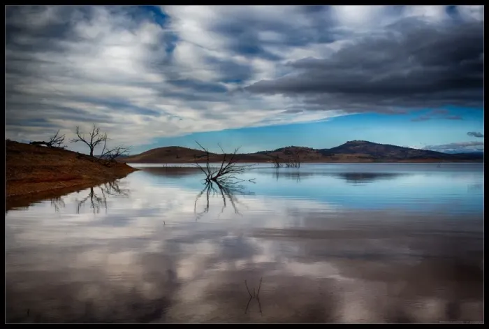 Impression encadrée : Le lac Eucumbene Impression encadrée : Le lac Eucumbene