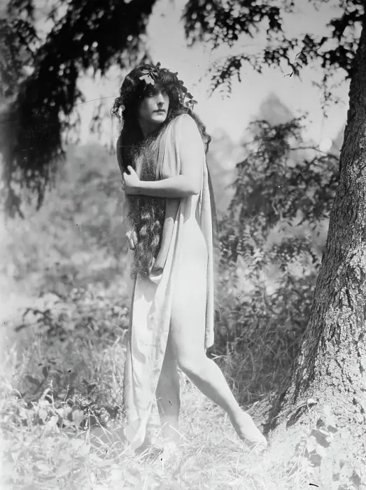 Impression encadrée : Annette Kellerman, entre c1915 et c1920. Créateur : Bain News Service.