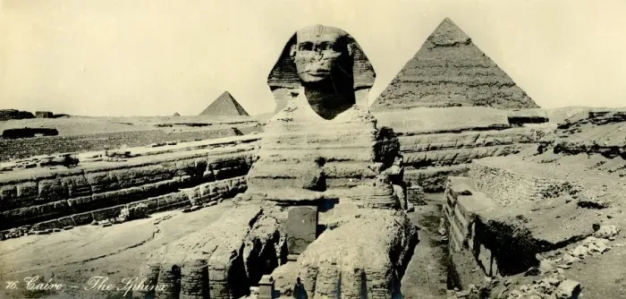 Impression encadrée : Le Caire - La Sphinx, c1918-c1939. Créateur : Inconnu. Impression encadrée : Le Caire - La Sphinx, c1918-c1939. Créateur : Inconnu.