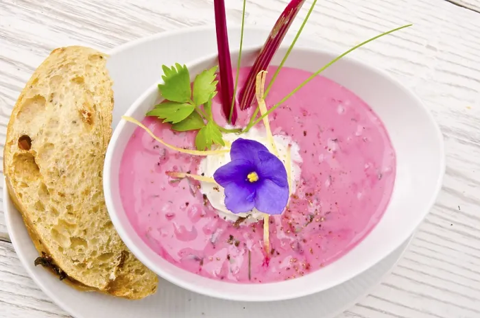 Impression encadrée : Soupe froide de betterave.