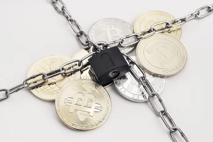 Impression encadrée : Concept de sécurité des cryptomonnaies. Impression encadrée : Concept de sécurité des cryptomonnaies.