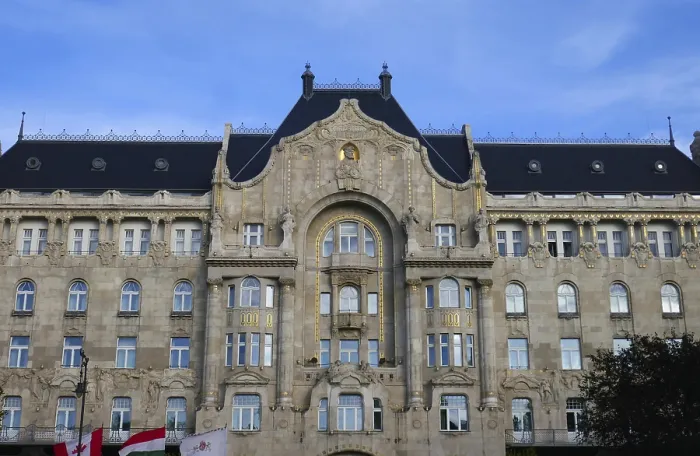 Impression encadrée : Le Palais Gresham à Budapest.