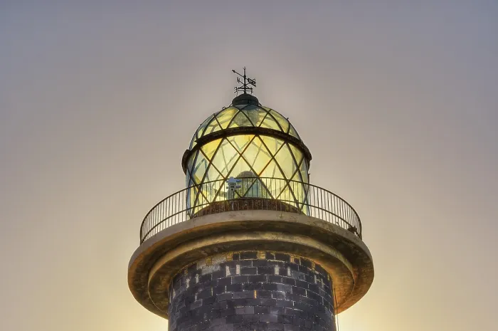 Impression encadrée : HDR, éclairage arrière, phare, rapproché. Impression encadrée : HDR, éclairage arrière, phare, rapproché.