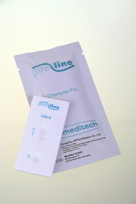 Impression encadrée : Test rapide Chlamydia de ProLine. Impression encadrée : Test rapide Chlamydia de ProLine.