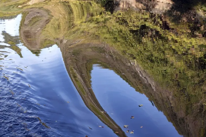 Impression encadrée : Réflexion sur l'eau Impression encadrée : Réflexion sur l'eau