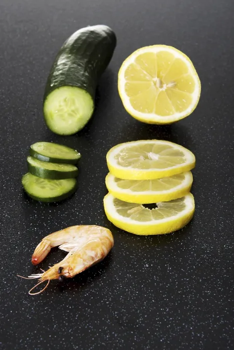 Impression encadrée : Crevettes sur la table.