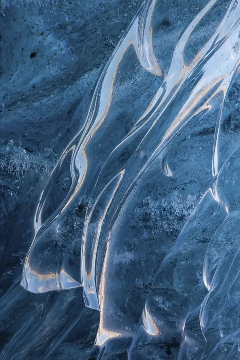 Impression encadrée : Les structures dans la glace glaciaire, grotte de glace.