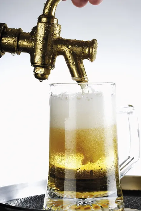 Impression encadrée : La bière tapée. Impression encadrée : La bière tapée.
