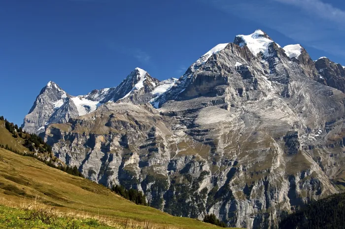 Impression encadrée : Vue du Mt. Eiger, Mt. Moench et Mt Impression encadrée : Vue du Mt. Eiger, Mt. Moench et Mt