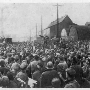 Print of Lenin addressing workers at the Putilov factory