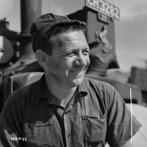 Sid James as Hawkins in The Titfield Thunderbolt Print