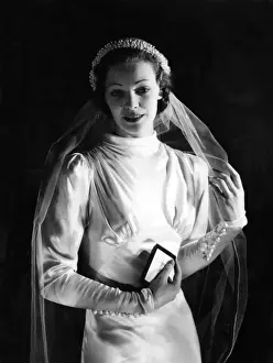 Fashionable Bride Impressions: The Blushing Bride