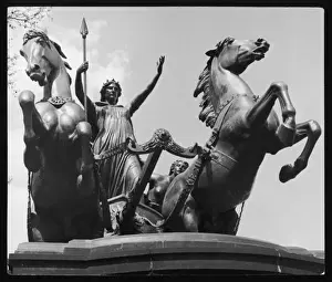 Boadicea Statue London Impressions: Boadicea Statue