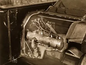 Antique Automobile Pictures Impressions: Car engine