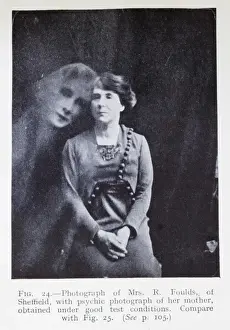 Spirit Photography Impressions: Ectoplasmic bag
