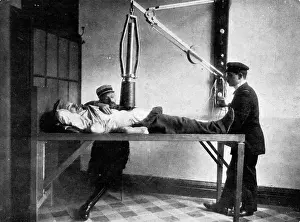 Historical Medical Images Impressions: Electro-magnet