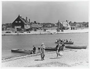 Avon Impressions: Angleterre/Mudeford 1940s