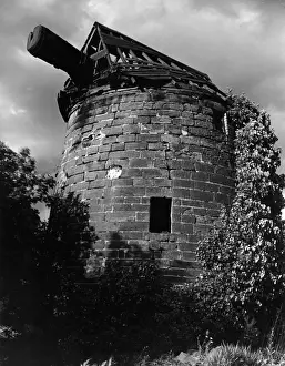 Wirral Heritage Sites Impressions: Heswall Windmill