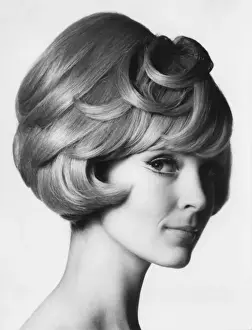 Vintage Hairstyles Impressions: (insert)