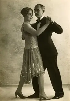 Vintage Couple Dancing Impressions: (insert)