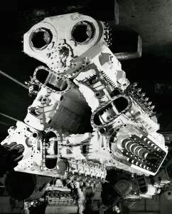 Moteur Deltic D18, triangle.