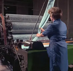 Historical Textile Industry Impressions: Patons & Baldwins - wool processing