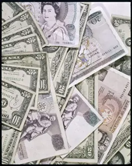 American Currency Notes Impressions: Pound and Dollar Notes