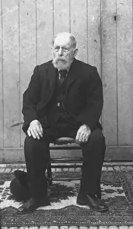 Ralph Ponsonby Watts Photos Impressions: A seated elderly man - Devon