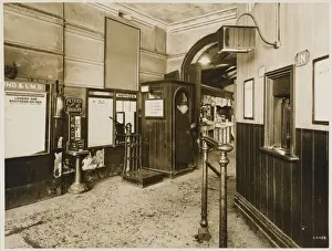 Vintage British Railways Impressions: Underground Station / 1928