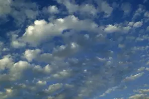 Cirrocumulus Cloud Formation Impressions: Clouds - cirrocumulus