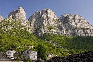 Greek Countryside Landscape Impressions: The dramatic limestone cliffs of Astraka mountain