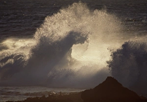 Breaking Wave Photography Impressions: Breaking wave