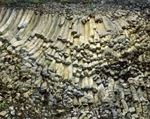 Columnar Basalt Impressions: Columnar basalt