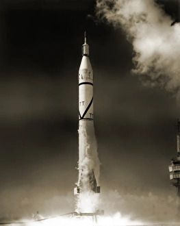 Impressions de Lancer d'Explorer 4. L'explorateur-4 est lancé par un rocket Jupiter-C du cap Canaveral (actuellement centre spatial Kennedy), en Floride, États-Unis le 26 juillet 1958 Images datées de 2007 février: Lancement de l'explorateur 4