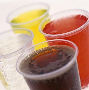 Unhealthy Drink Options Impressions: Fizzy soft drinks