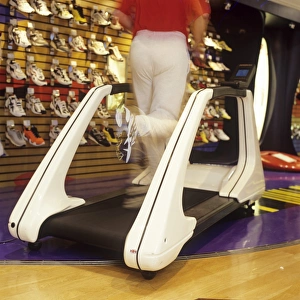 Male Gym Workout Impressions: Running machine