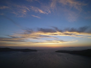 Cirrus Clouds Impressions: Sunlit clouds