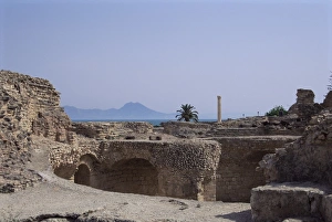 Impressions de Bains d'Antonin à Carthage : site du patrimoine mondial de l'UNESCO en Tunisie Images Liées Impressions: Bains d'Antonine