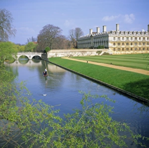 Le Fleuve Impressions: Les Ronds du Pont de la Rivière Cambridge au Collège Clare à Cambridge dans le Comté du Cambridge en Angleterre au
