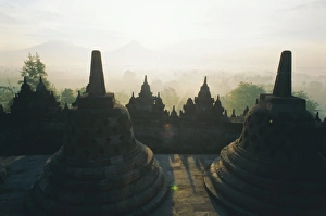 Impressions de Le Boroboura, la Javanais, l'Indonésie Images Liées Impressions: Le Borobodour, en Javanais