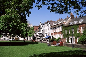 Impressions de Le clos de la cathédrale d'Exeter en Angleterre au Royaume-Uni et dans l'Europe Exeter Impressions: Le clos du cathédrale d'Exeter en Angleterre au Royaume-Uni de l'Europe