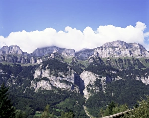 Central European Geology Impressions: The Churfirsten Range