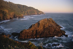 Rocky Shoreline Landscapes Impressions: Devils Elbow State Park