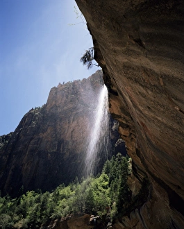 Waterfall Photography Tips Impressions: Emerald Pool waterfall