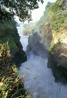 Uganda National Parks Impressions: Murchison Falls
