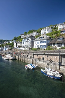 Cornish Coastal Towns Impressions: Riverside properties at Looe, Cornwall, England, United Kingdom, Europe